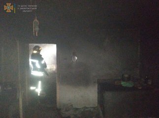 У селі на Тячівщині спалахнула пожежа