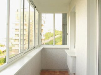Чиновник пропонує брати з українців податок за балкони і туалети