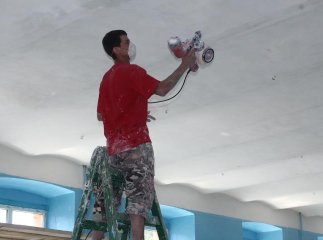 У Мукачівській ЗОШ №4 та гімназії завершили поточний ремонт