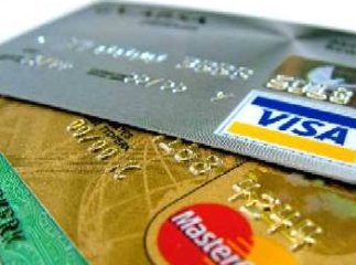 Рідна онука вкрала з картки мукачівської пенсіонерки останні гроші