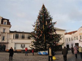На Новий рік в центрі Ужгорода виступатимуть ді-джеї