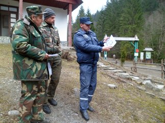 Рахівські рятувальники влаштували рейд Карпатським біосферним заповідником