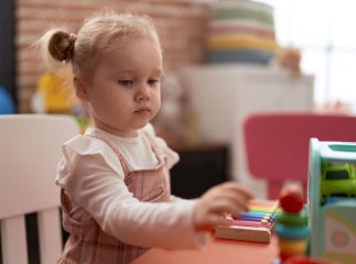 Виплати на дітей по 8000 грн щомісяця: куди нараховують кошти