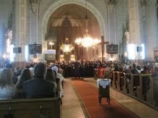 У Берегові провели нічну екскурсію по римо-католицькому костелу