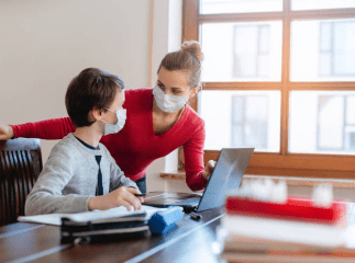 На Закарпатті мобільні групи перевіряють ковід-хворих, які лікуються вдома