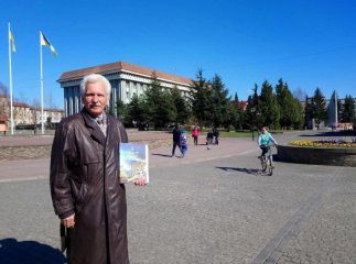 Пенсіонер, який подякував Порошенку за бідність, розповів про цей випадок