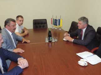 Угорськомовних випускників УжНУ привітав Уповноважений уряду Угорщини Іштван Грежа