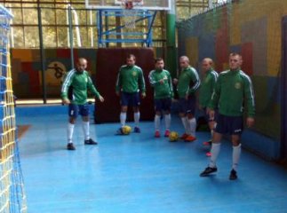 Закарпатські працівники Міндоходів у Криму борються за кубок Міністерства