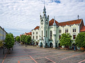 У Мукачеві реставратори з’ясовують, якою була Ратуша 120 років тому