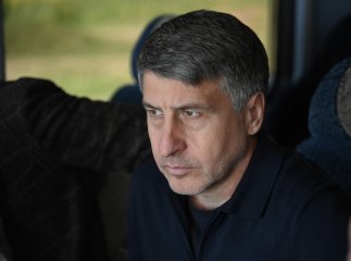 До 1000 євро платять і там, і тут: Білецький пояснив, чому не вигідно виїжджати