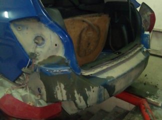 Через приховані кількасот пачок сигарет чоловік позбувся свого автомобіля