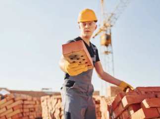 Зарплату хочуть зробити більшою вдвічі: кому точно підвищать оклад