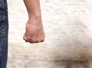 У Рахові чоловік забив жінку до смерті і вклав у ліжко
