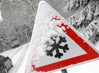 На Закарпаття суне негода: у горах сильний мокрий сніг, на низовині – сніг з дощем