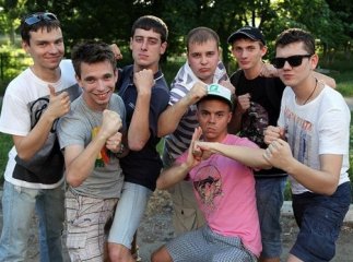Мукачівська команда КВН "БезУмная Молодежь" їде до Харкова за перемогою у Чемпіонаті України