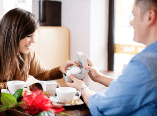 Чи корисливі дівчата?