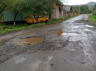 На наступний рік на Міжгірщині заплановано ремонт сільських доріг