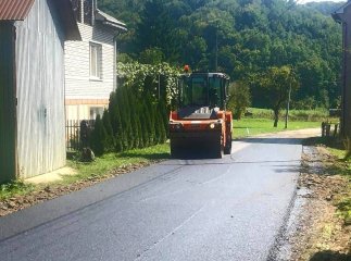 У Хустському районі триває відновлення автошляхів У Хустському районі триває відновлення автошляхів