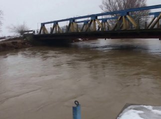 По опівночі на річці Боржава очікують другу хвилю паводку