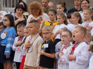 У школи Ужгорода пішли понад 17 тисяч дітей: яка мережа закладів