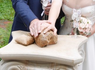 В Ужгород з Ізраїлю привезли «Камінь любові»
