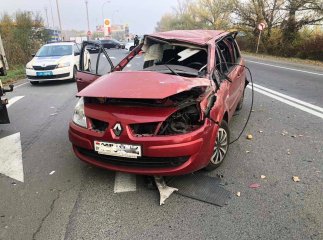 Резонансна ДТП: після аварії з машини зникли гроші і документи