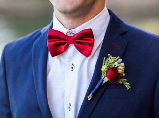 Перша дружка народжує, а наречений зникає з власного весілля...