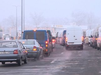 Вчителі, які їхали на екскурсію в Європу, висадили учня на кордоні, бо той забув біометричний паспорт