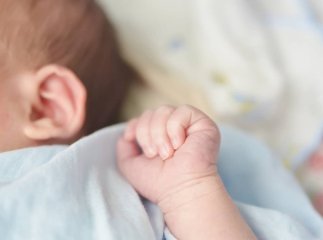 Екстрені пологи вдома: як медики врятували новонародженого, який не дихав