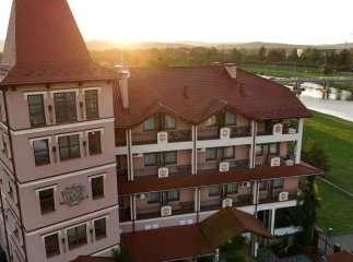 Готель та ресторан Фердинанд Мукачево