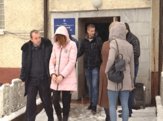 Після вбивства матері діти планували вбити й батька