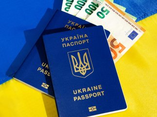Може статись вже до 31 грудня: для українців, які виїхали за кордон, готують неприємний сюрприз Допомога для українців, які виїхали за кордон