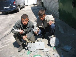 Двоє 15-річних ромів пограбували у Сваляві пенсіонера