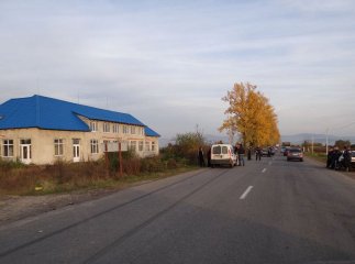 Під колесами авто трагічно загинув велосипедист. ЗМІ повідомляють про шалену швидкість автівки