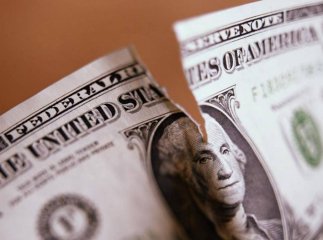 Деякі обмінники не хочуть приймати старі долари: що про це відомо