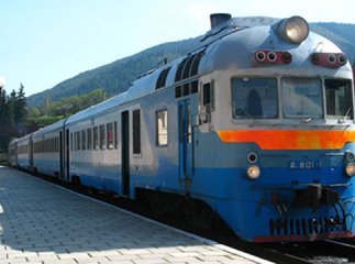 Розклад руху поїзда сполученням "Коломия – Рахів – Коломия" зазнає тимчасових змін