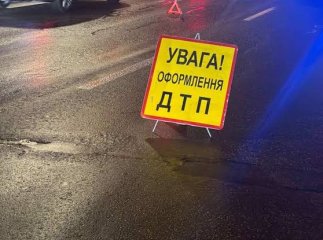 На Закарпатті внаслідок ДТП загинув водій мікроавтобуса, ще троє людей травмувалися