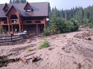 Рятувальники показали наслідки сильної зливи на Хустщині
