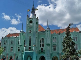 Депутати від ЄЦу провалили кандидатури опозиційних представників до складу виконкому