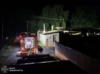Уночі спалахнуло підприємство на Рахівщині
