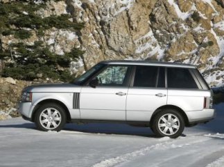 Чопські митники через підроблений паспорт вилучили "Range Rover"