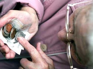 Хто потурбується про добробут пенсіонерів?