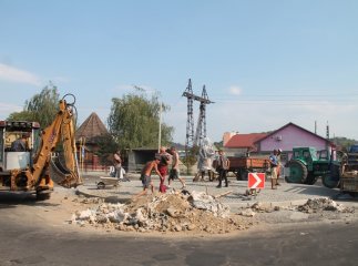 Як в Мукачеві пам’ятник рому встановлювали