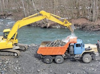 На Тячівщині позапланова перевірка виявила незаконний видобуток гравію