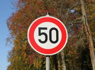 Водіям нагадали про «зимовий режим»: штрафи вже виписують