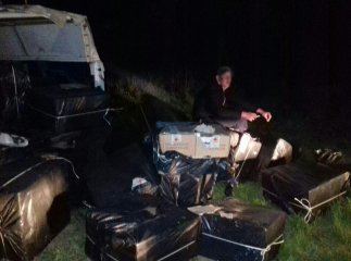 Мукачівські прикордонники затримали контрабандиста із 48 пачками цигарок