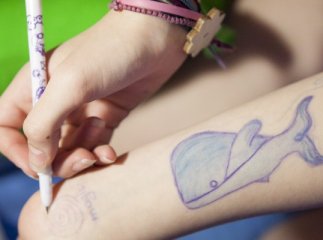 У соцмережах юних закарпатців доводять до самогубства