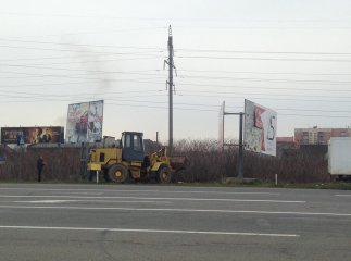 У Мукачеві демонтували незаконно встановлені білборди