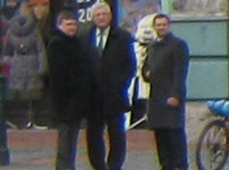 Середньовічне Мукачево: у центрі міста під наглядом мера "варварськими" методами досі відловлюють собак (ФОТО)