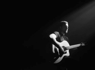 Гурт "Без обмежень" презентував пісню про війну